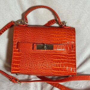 Steve Madden Orange Crocodile Scale Embossed Top Handle Satchel w/Turn Lock NWOT